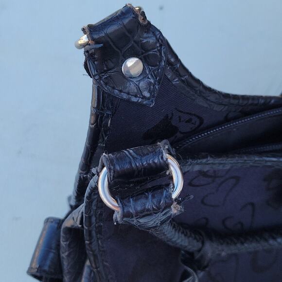 Black heart purse - Picture 7 of 7